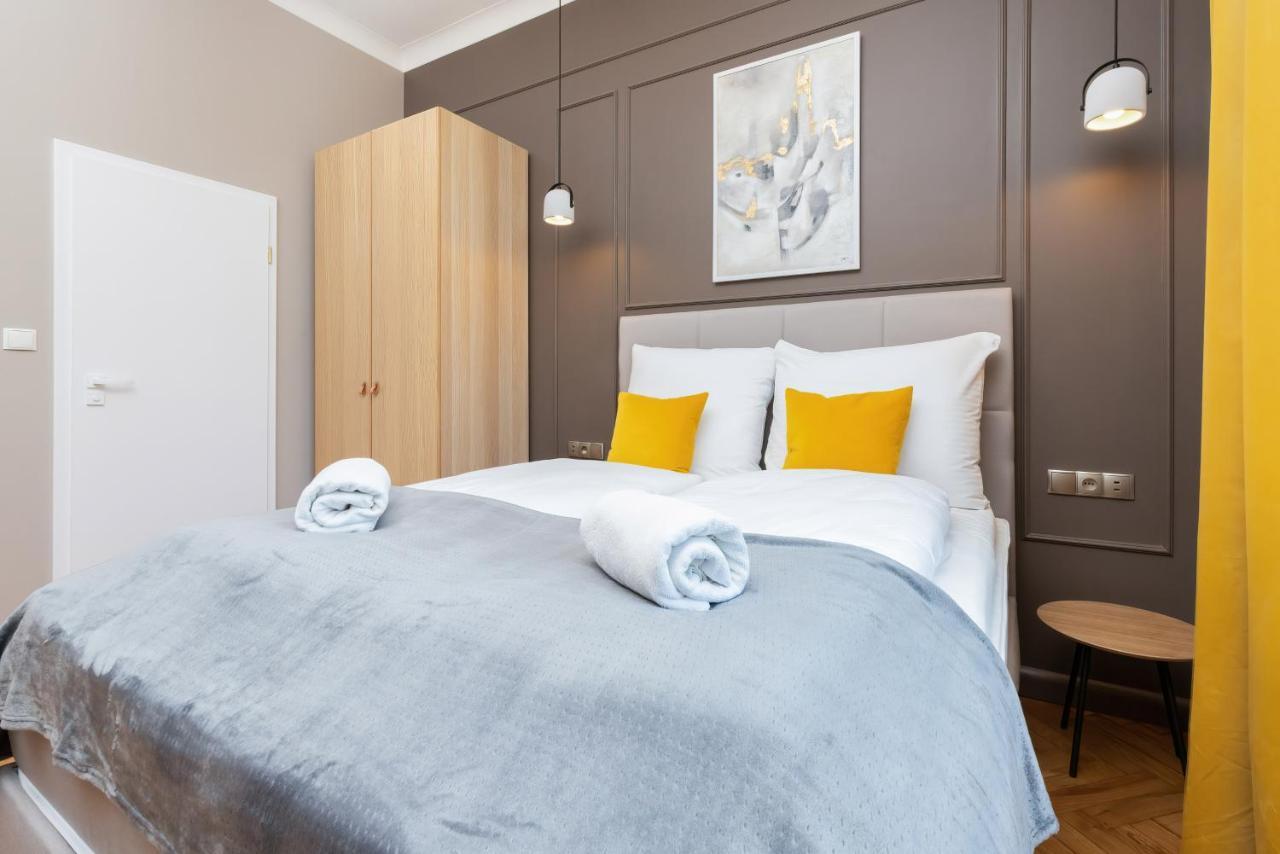 Sopot Rivoli Apartments Near The Beach & Pier By Noclegi Renters Exterior photo
